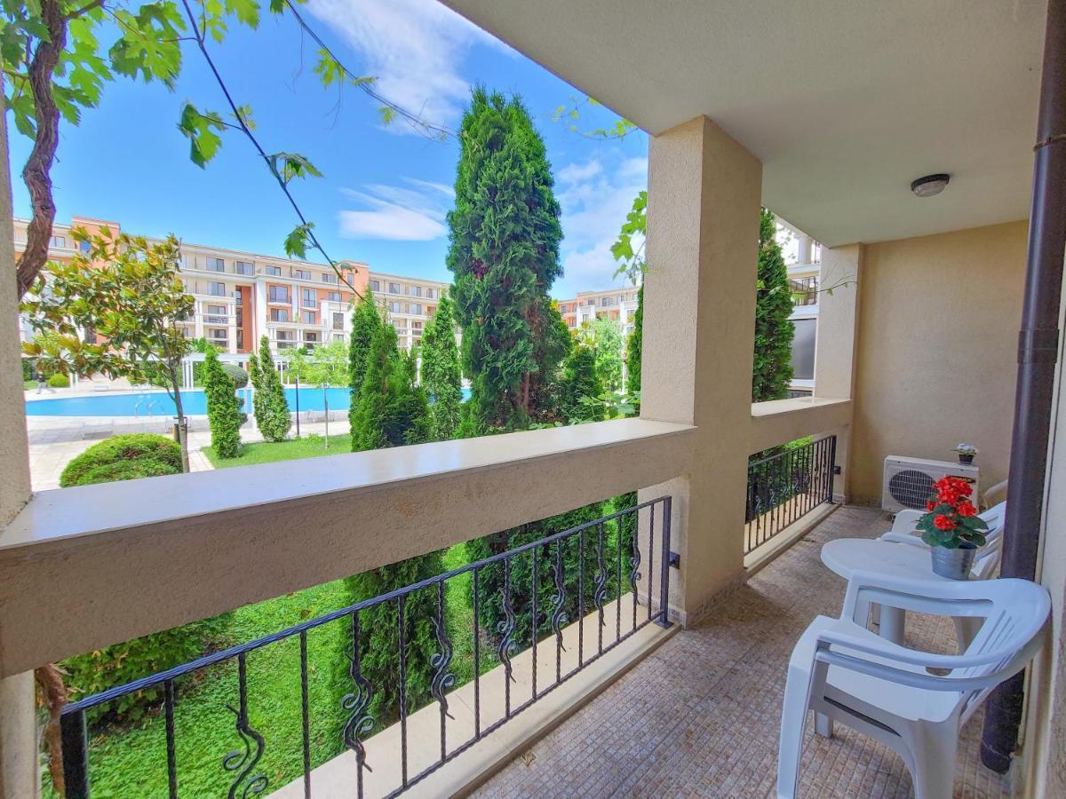 Prestige Fort Aparthotel - Private Apartment-Bsr スヴェティ・ヴラス エクステリア 写真